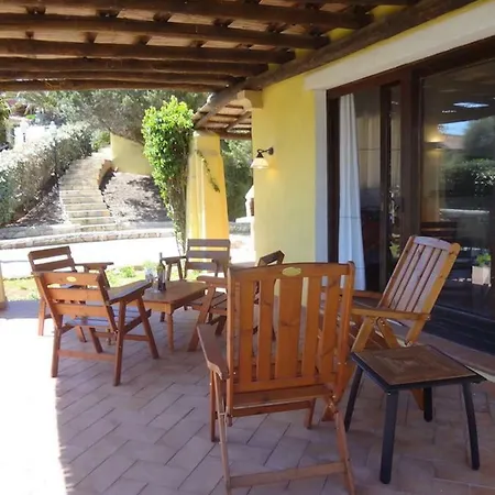 Escape Max 7 Pax Vakantiehuis Stintino